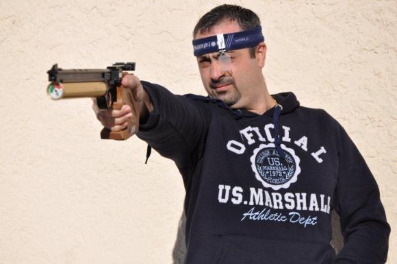 David BORGHESI senior 1 au pistolet Olympique 10 m.jpg David BORGHESI senior 1 au pistolet Olympique 10 m.jpg